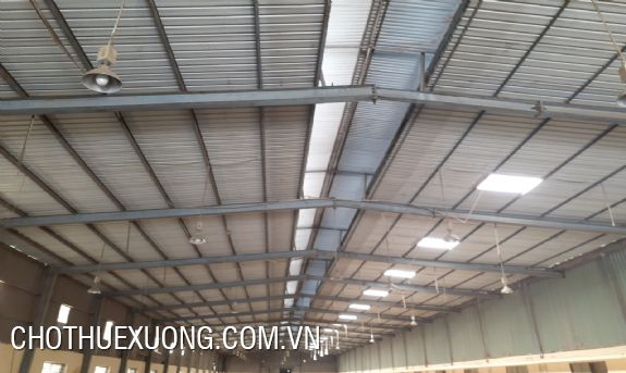 Cho thuê xưởng Hải Dương gần cầu Phú Lương rộng 1800 m2, khuôn viên rộng 3200m2, diện tích văn phòng 400 m2, diện tích nhà kho 400 m2 2