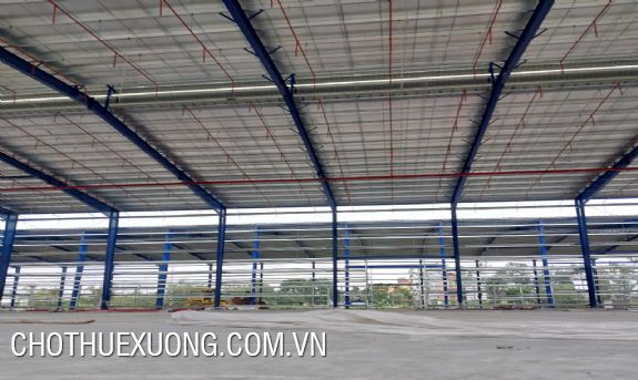 For rent 15,000m2 warehouse in Nguyen Khe Industrial Park, Dong Anh, can be divided into 1,000m2. 6