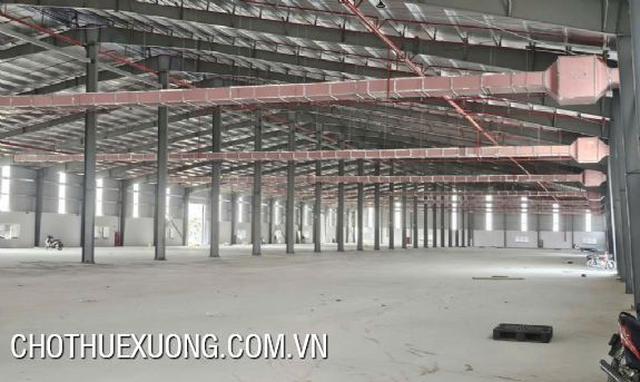 兴安省美豪市3000平方米起厂房出租 1