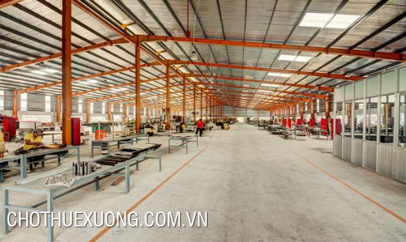 2300sqm workshop for lease at the best price in Bat Trang, Gia Lam