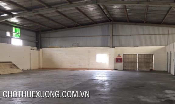 Factory for lease in Linh Nam, Hoang Mai, Hanoi 350m2, 700m2