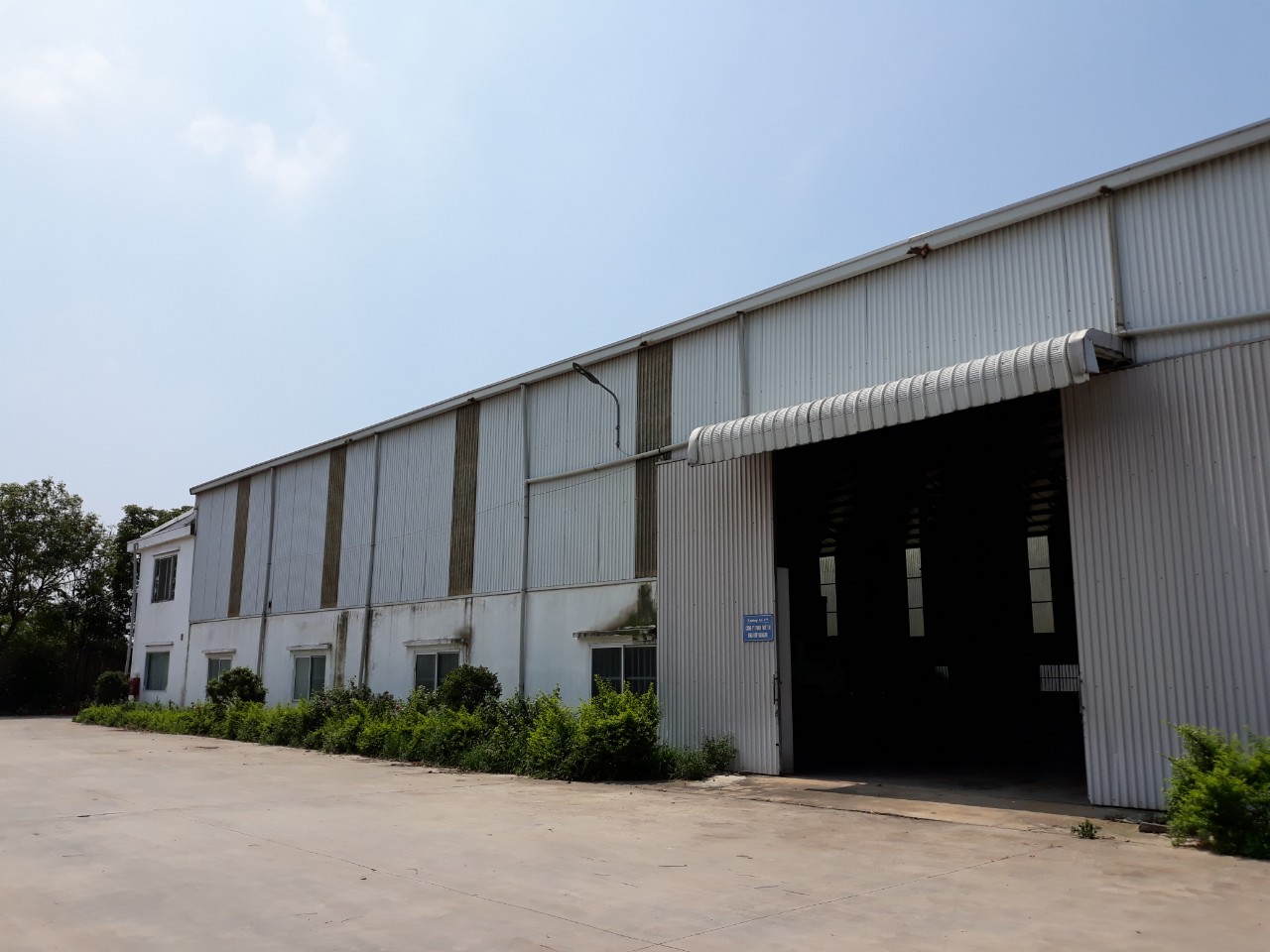 北江省内黄县河溪工业区厂房出租，1254m2