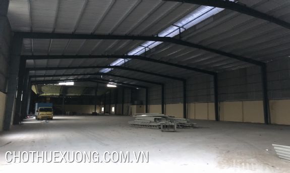 海阳省平江县厂房租赁 1.700m2