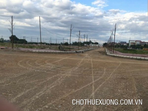 北宁省顺城3工业园区14000平米的土地转让