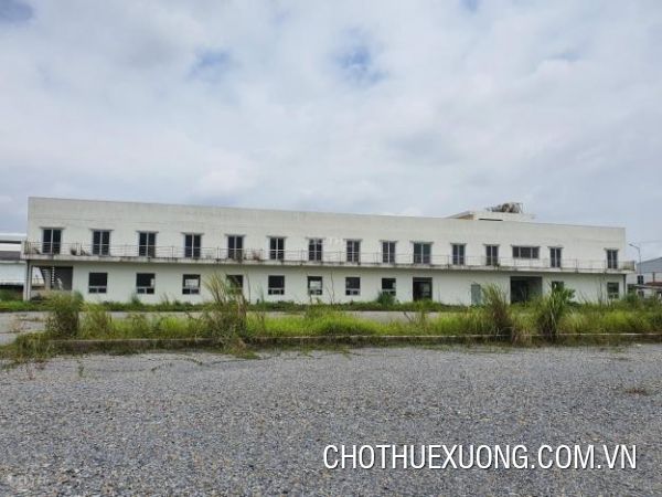 在富寿省的工业园区内总面积55520平米的厂房出售