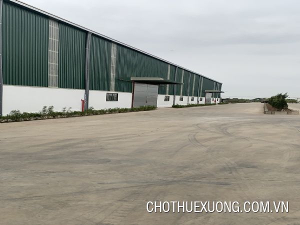 兴安省文江县4100平米厂房出租