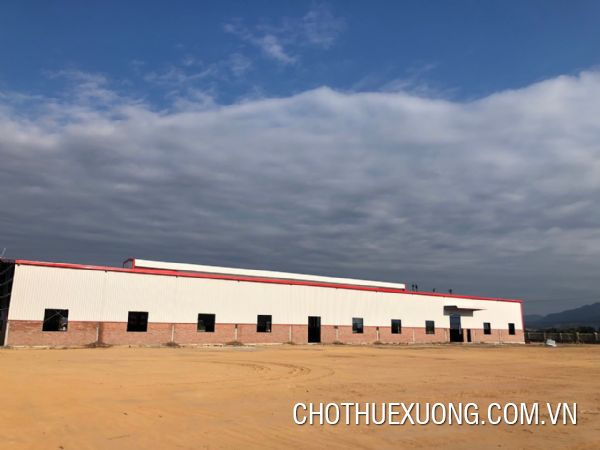 广宁省面积2800平米厂房出租