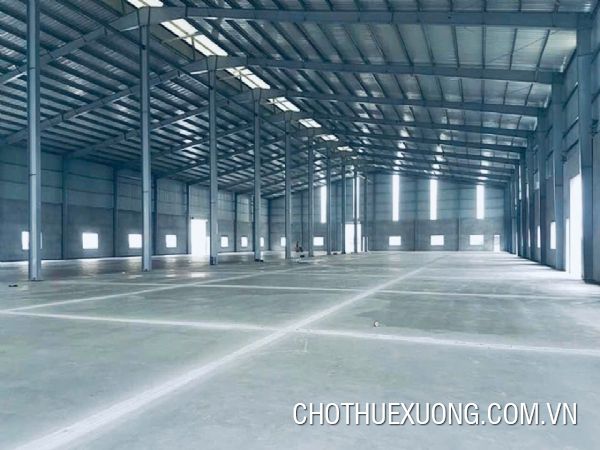 位於海陽省錦江縣的廠房出租，面積2400平方米，價格優惠。