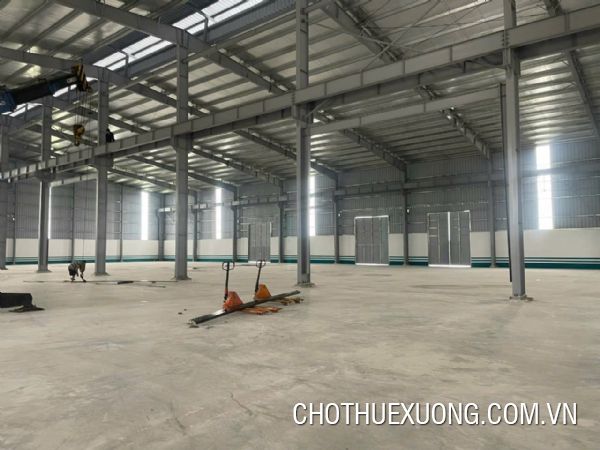 兴安省安美市 5000 平方米仓库出租