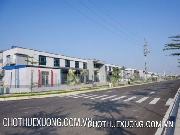 位于北宁省安丰市安中工业园的厂房出租，面积从2,200平方米起