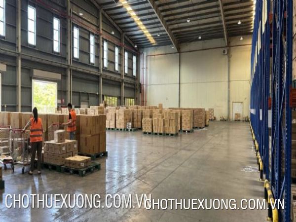 仓库出租：位于北宁省安中县安丰工业园，面积9,200平方米